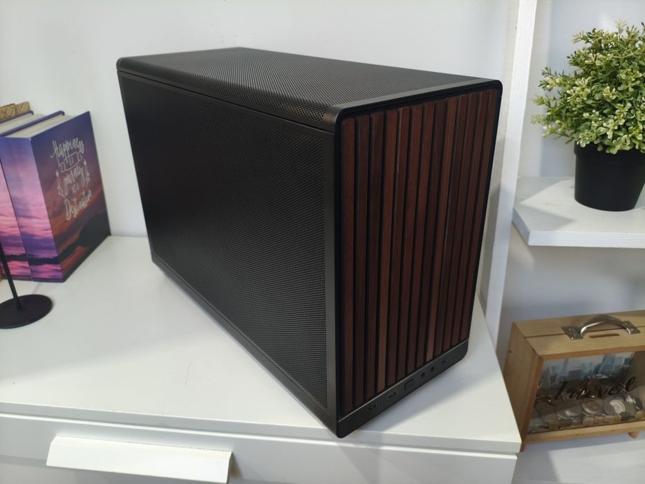 Komputer Gamingowy – Ryzen 5 5600 / RTX 4070 SUPER / 48 GB RAM / SSD 1