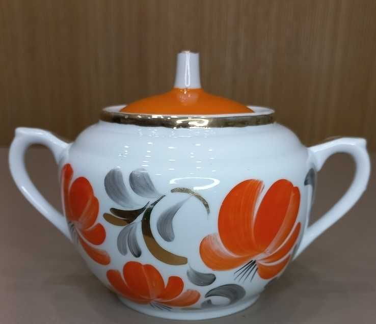 Сахарница с ручной росписью, Дмитровский фарфоровый завод, СССР
