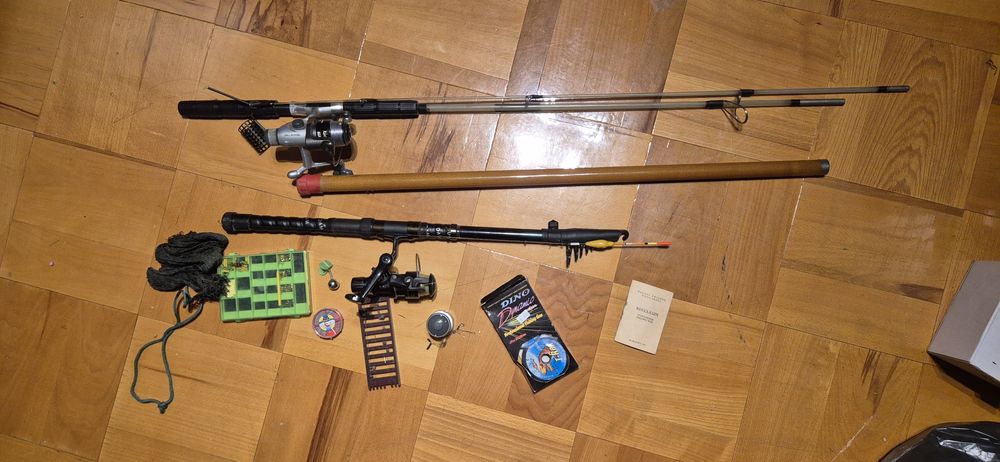 Wędka wędki z kołowrotkiem i akcesoriami