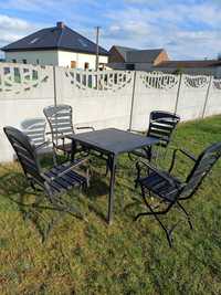 ogródek  piwny  ,meble ogrodowe stolik i krzesła ogrodowe