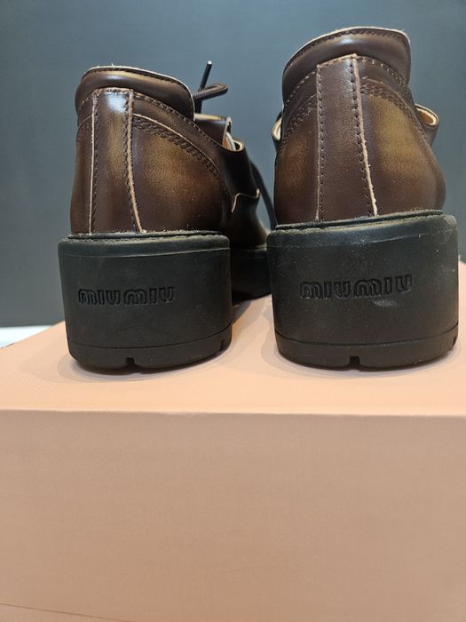 MiuMiu buty wiązane