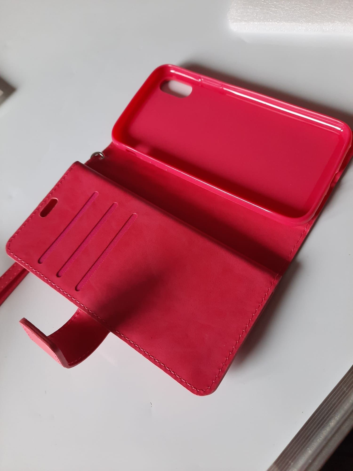 Etui zamykany dla Iphone X/XS