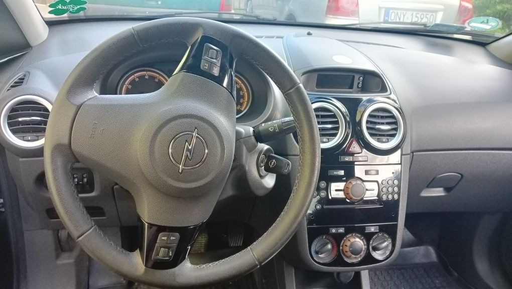 Opel Corsa 2013r. Automat