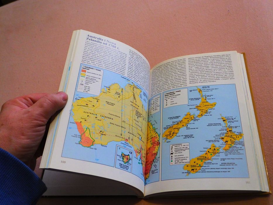 "Podręczny atlas historii powszechnej" - IDEAŁ