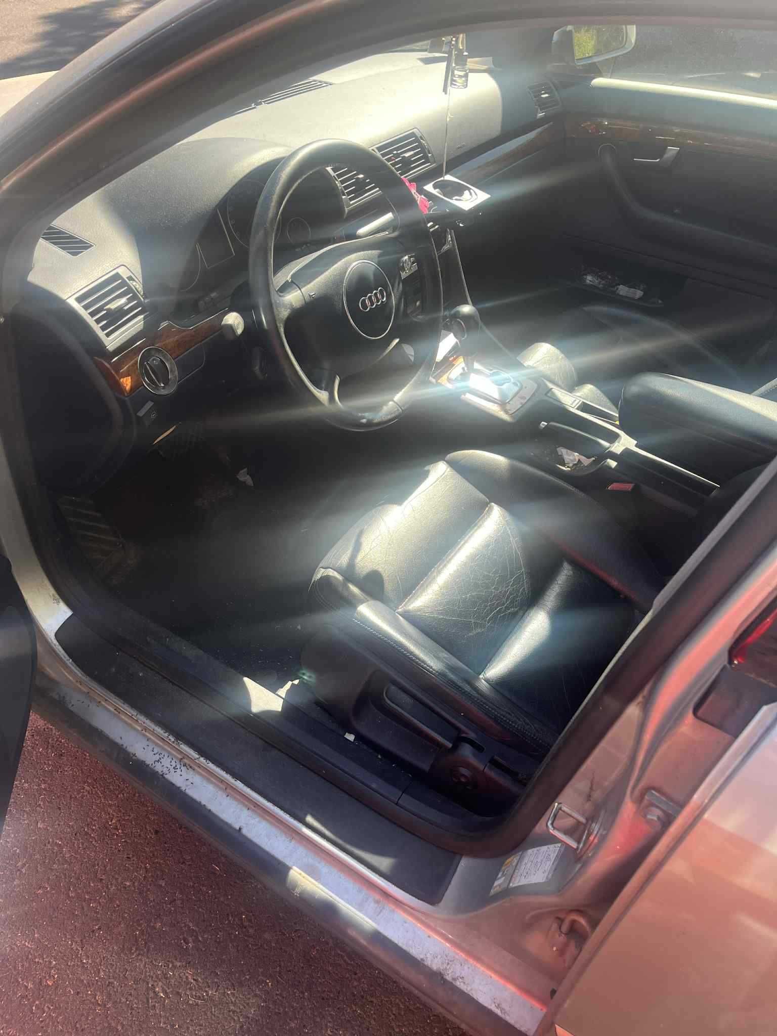 Sprzedam auto Audi A4 B6 2.0 LPG