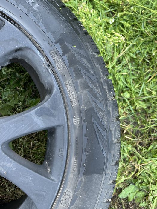 Зимові шини з дисками 225/55 R18 Nokian Hakapelita mazda 6