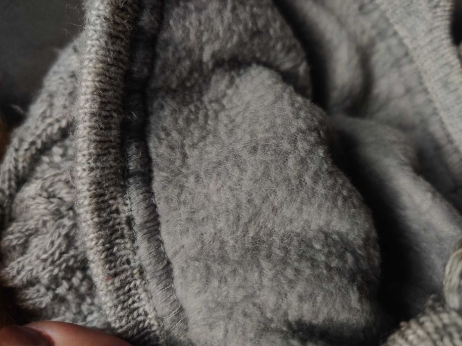 Зимова шапка 2 помпона мех беж рижа коричнева 48-50
Сіра