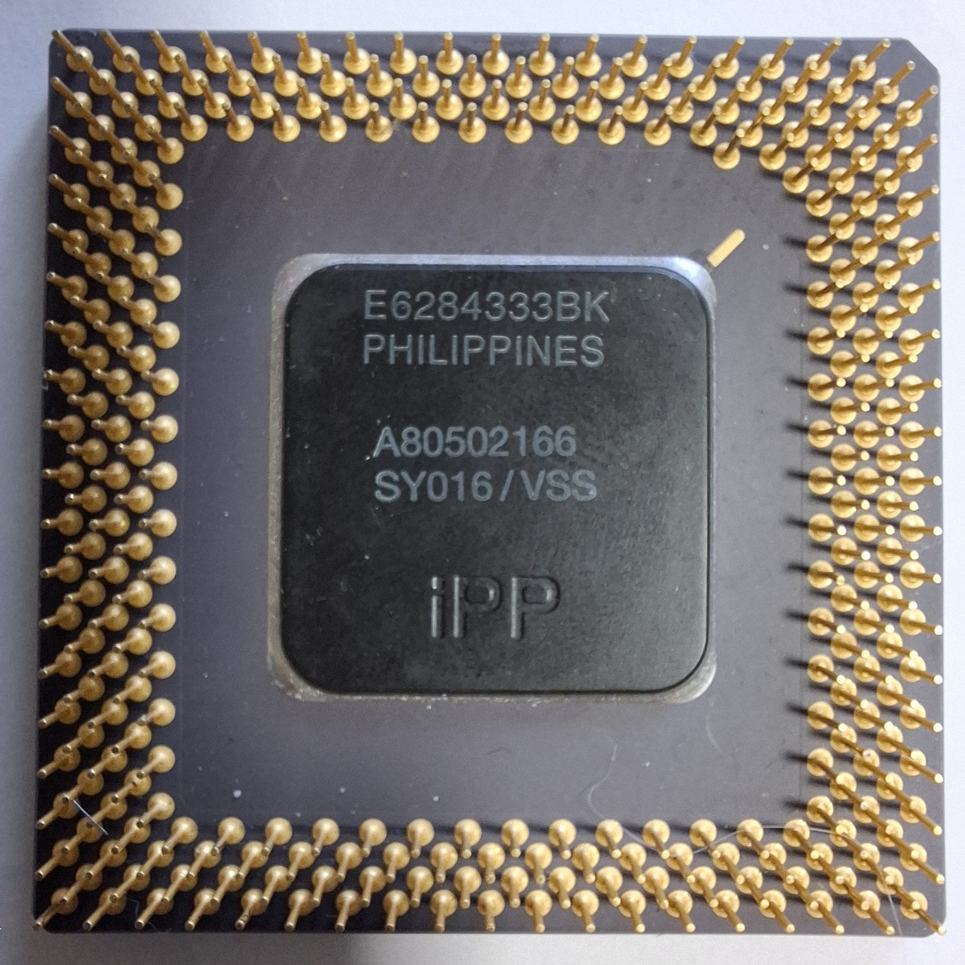 Procesor INTEL PENTIUM 166 socket 7 SY016