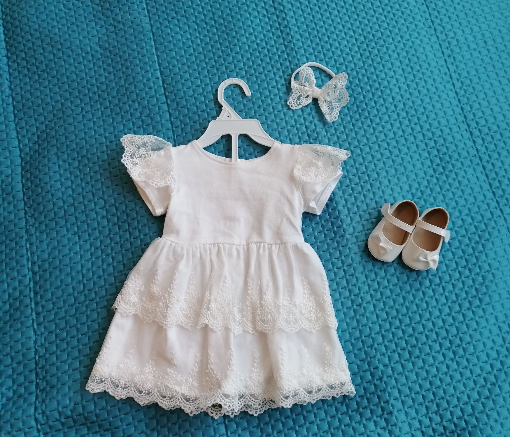 Sukienka Sophie Design dla dziewczynki zuzanna biała chrzest r 68 74