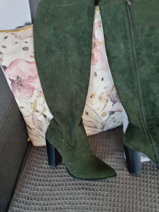 Kozaki nowe 36 zielen zamek welur miekkie