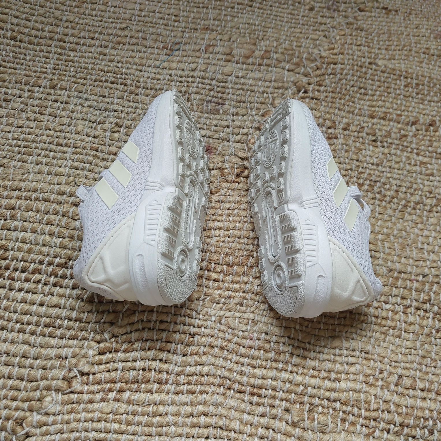 Adidas w rozmiarze 20