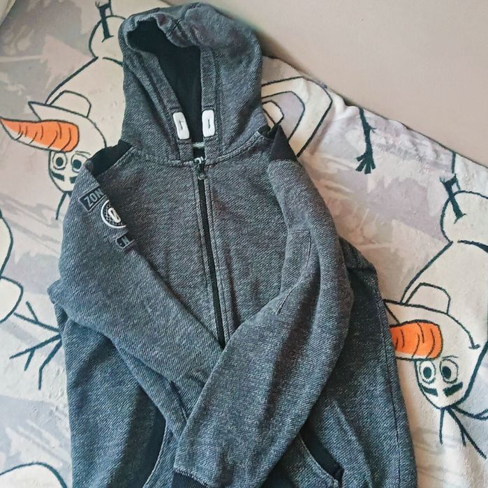 Худі з замком на підлітка