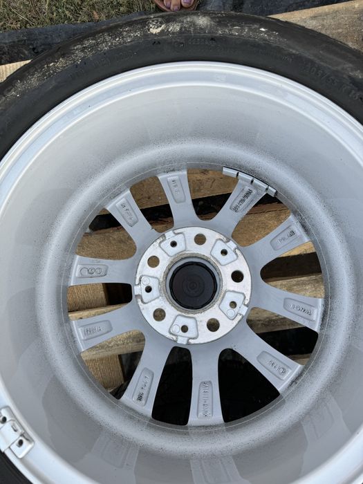 Комплект литые диски BMW r16  7J ET 40