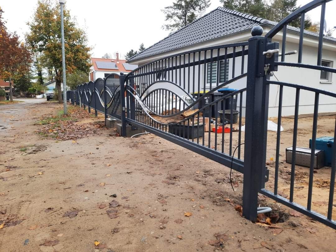 Pergole metalowe, zadaszenia, ogrodzenia kute, schody zewnętrzne