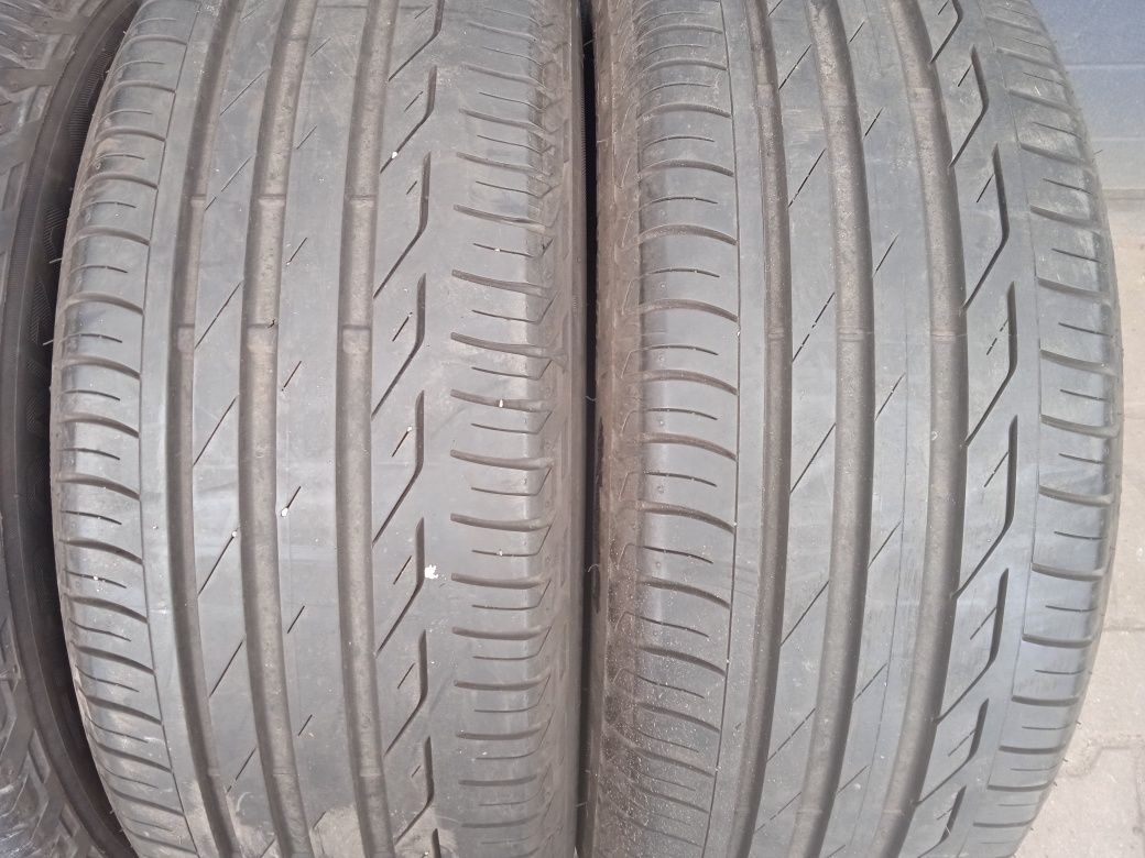 Opony letnie Bridgestone 215/55R17