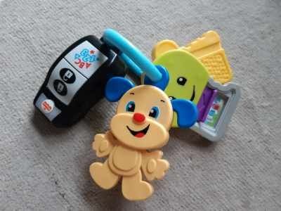 Fisher Price, klucze maluszka, kluczyki, auto, gra, świeci, edukacyjne