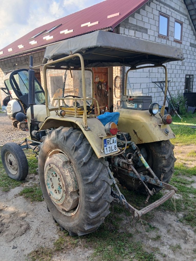 Ursus c328 65r zarejestrowany
