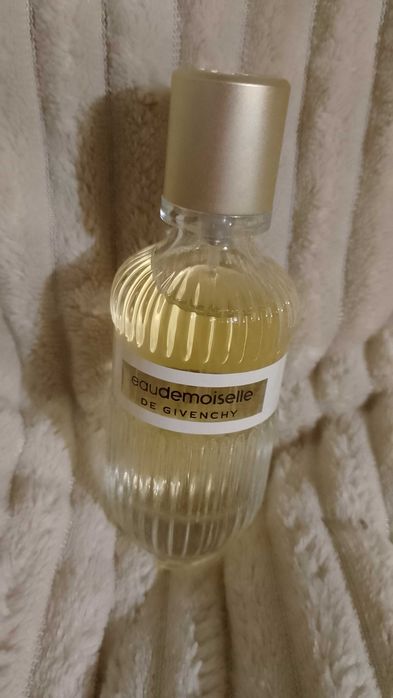 Givenchy Eaudemoiselle 50ml edt оригінал нові