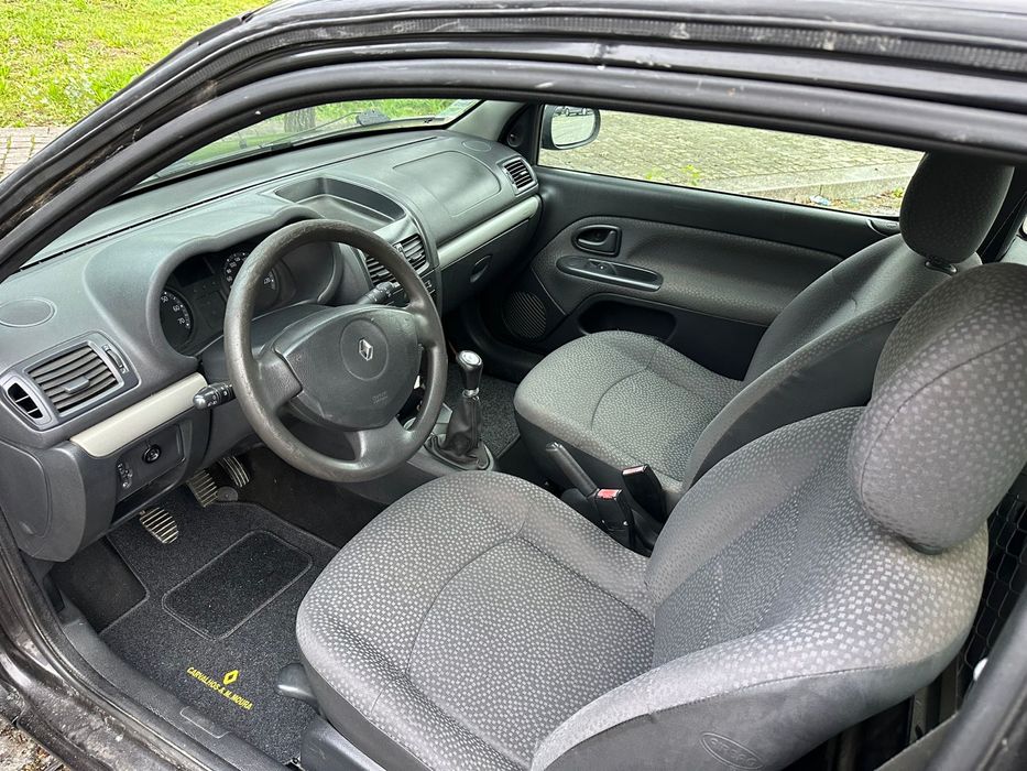 Renault Clio Van 1.5 dci revisoes todas na marca