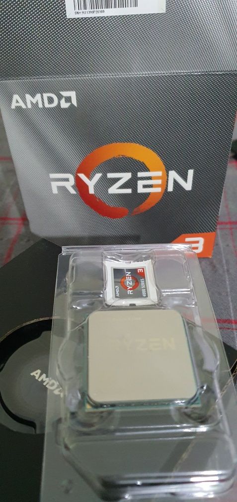 AMD Rysen 3 1200 com cooler