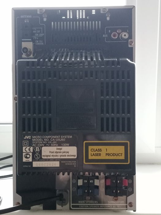 Музичний центр JVC з мощними колонками