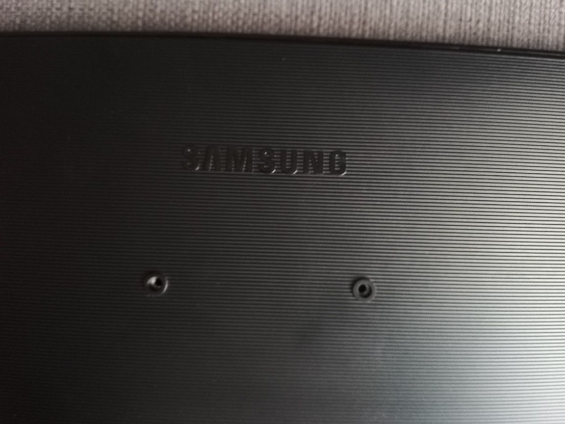 Monitor Samsung C24F396FHU HDMI działa,uszkodzona matryca!