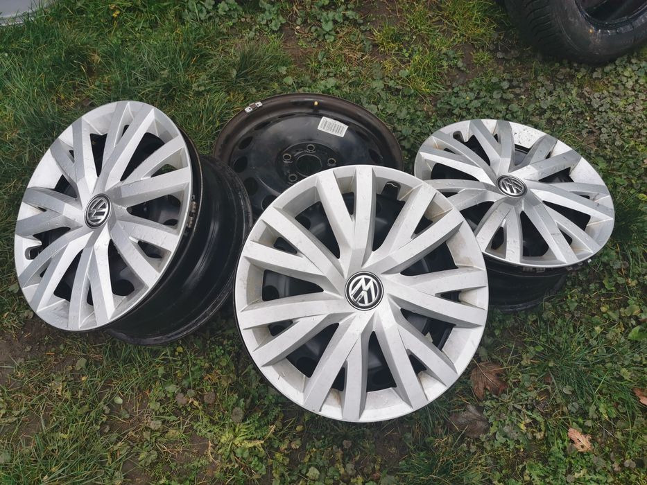 Felgi stalowe + Kołpaki 6X16 VW Golf VII 5Q0.601.027Q ET48