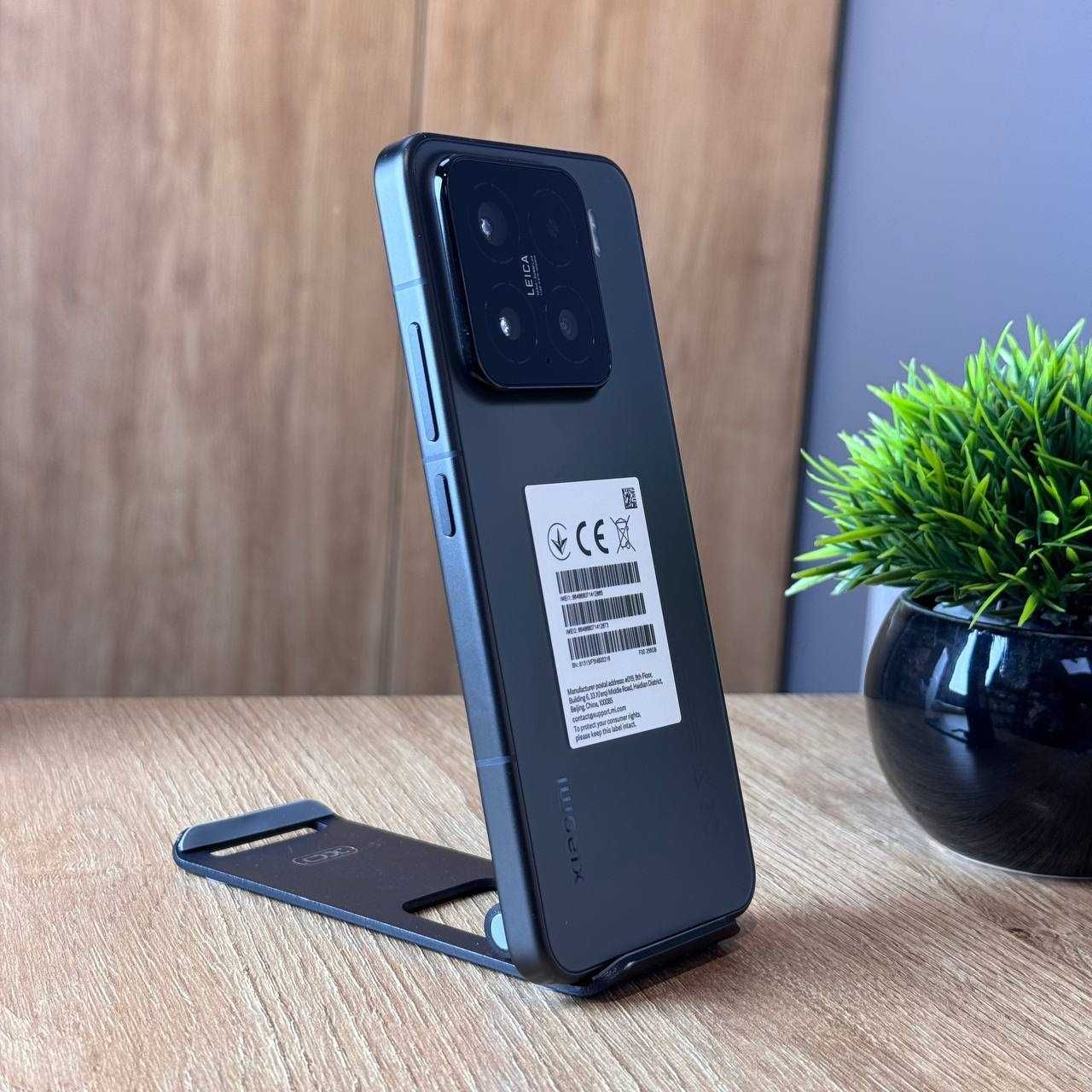Мобільний телефон Xiaomi 15 12/512GB Black Смартфон