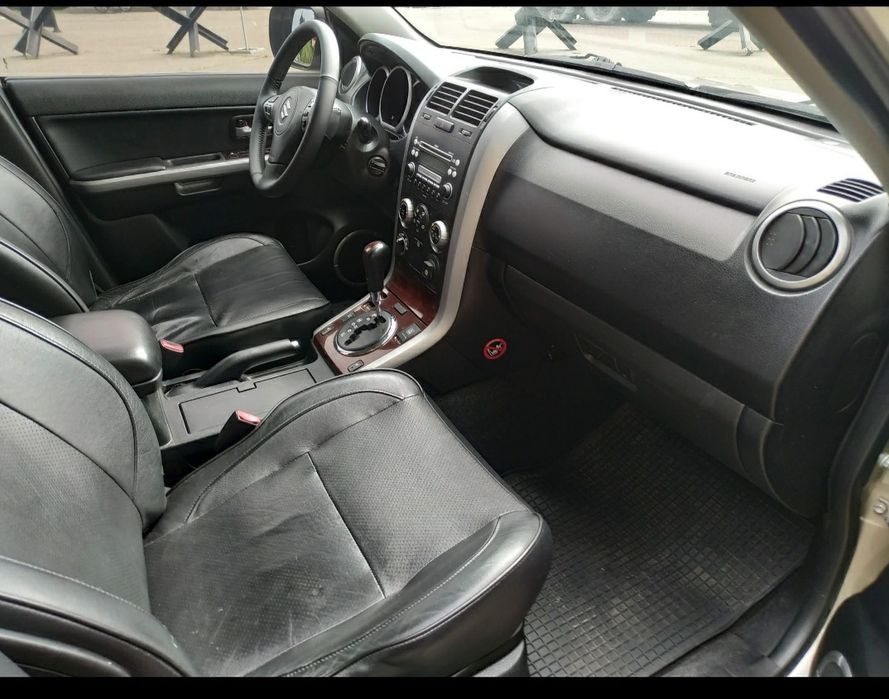 Продам Сузуки Гранд Витара, 2.0 л, газ/бензин,2006 г