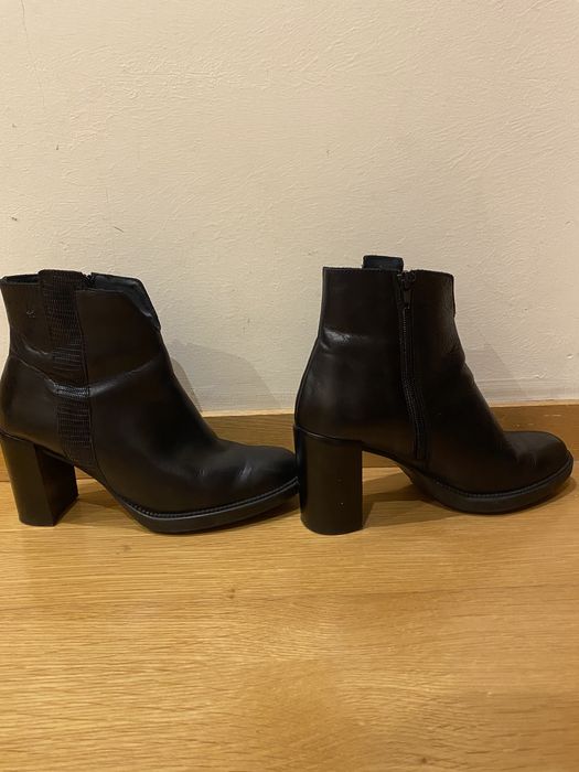 Botins de pele da Hush Puppies