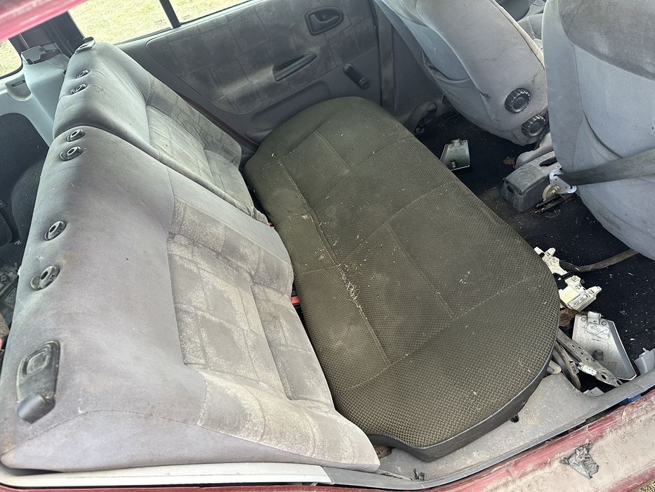 Renault Megane 2001 рік 1.9 дизель dci F9Q