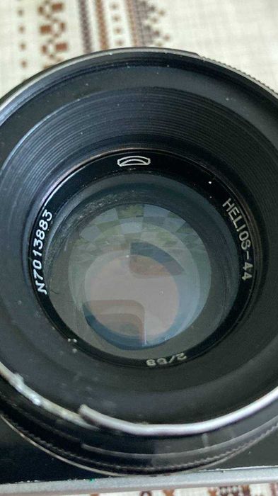 Продам фотоапарат Zenit 3M с объективом Helios 44