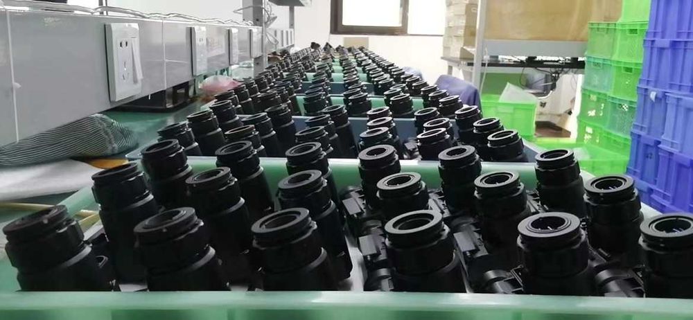 Прибор ночного видения NVG10 с креплением на шлем WiFI 940нм