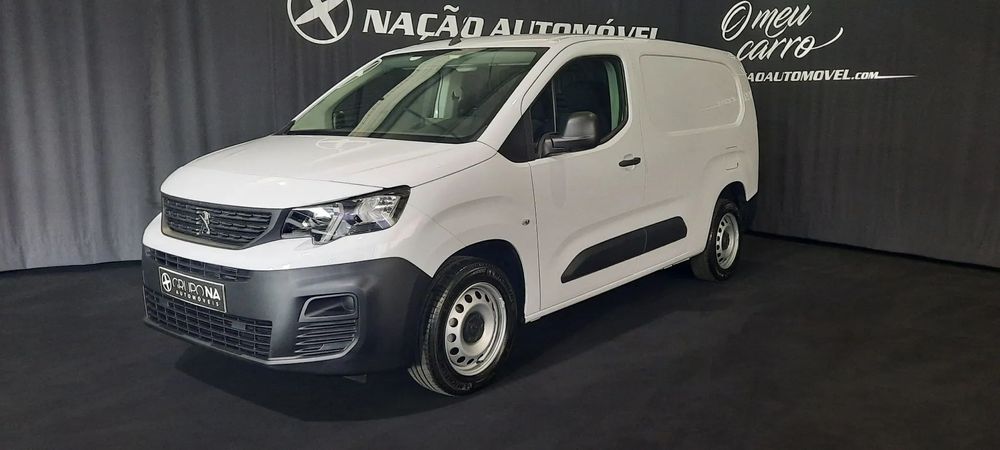 Peugeot Partner Longa 1.5 BlueHDi 100cv 6 vel. 3 lug. 5 portas