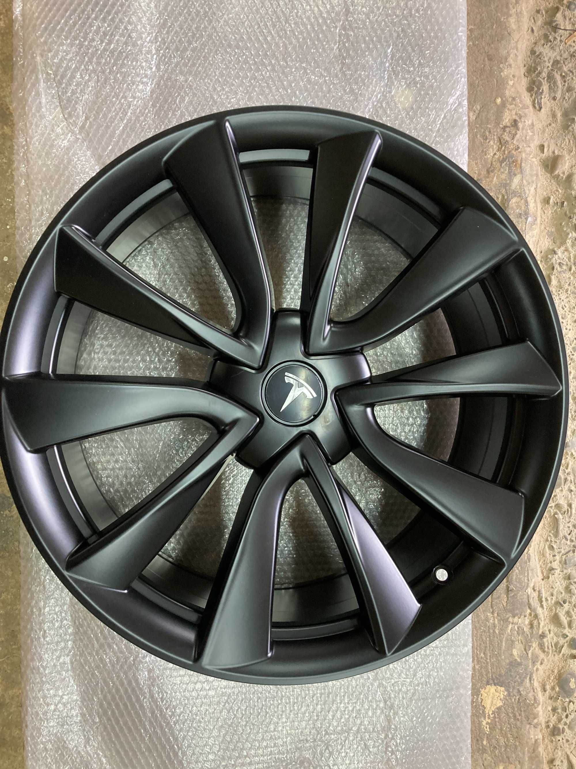 Диски Новые R20 W8.5 PCD 5x114.3 Tesla Model 3,Model S,Model X,Model Y