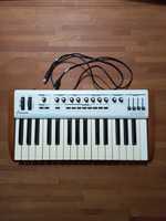 Arturia The Factory 32 MIDI Keyboard