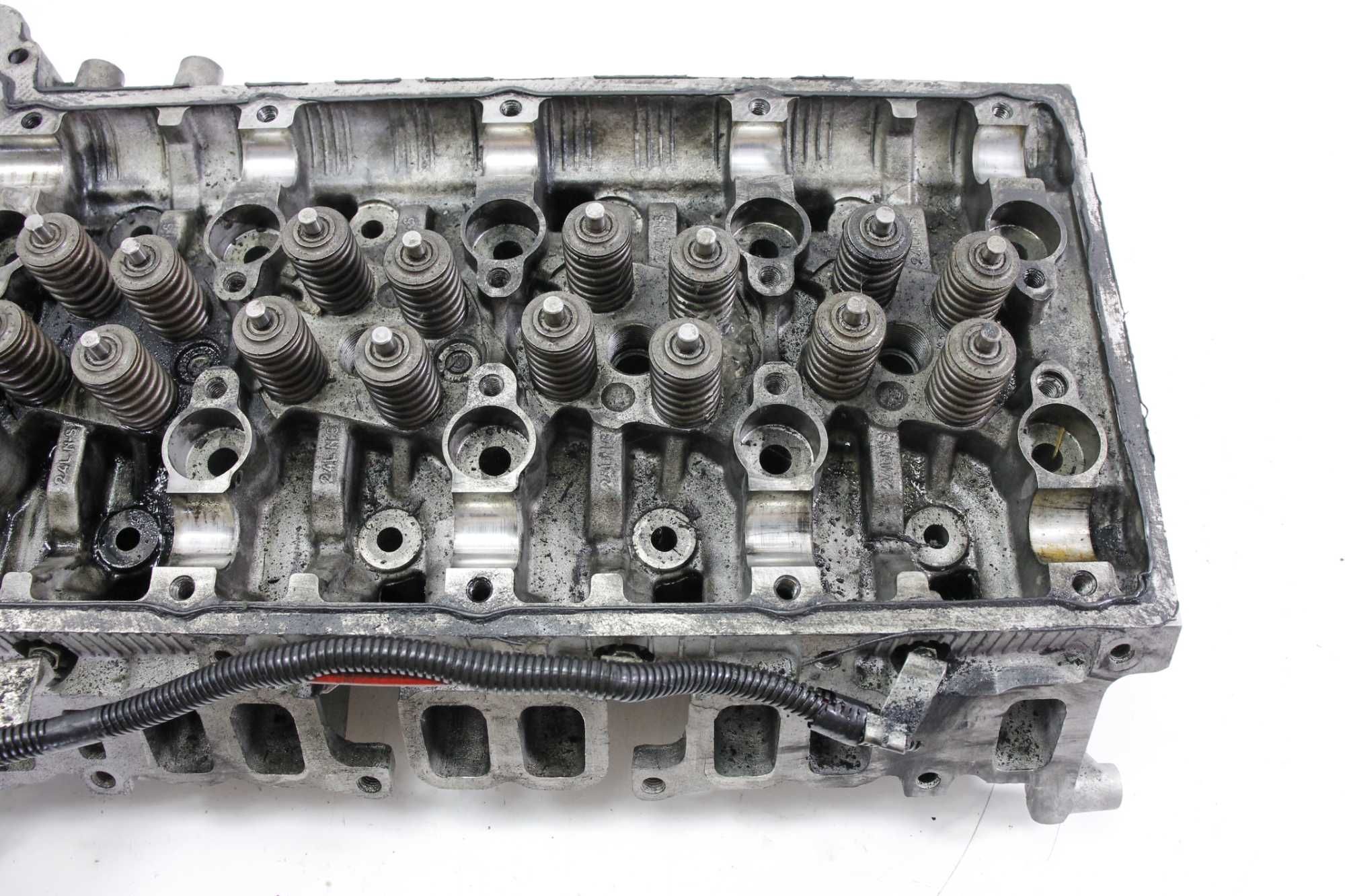 Ford Transit mk6 2.4 tddi di 00-05 głowica zawory