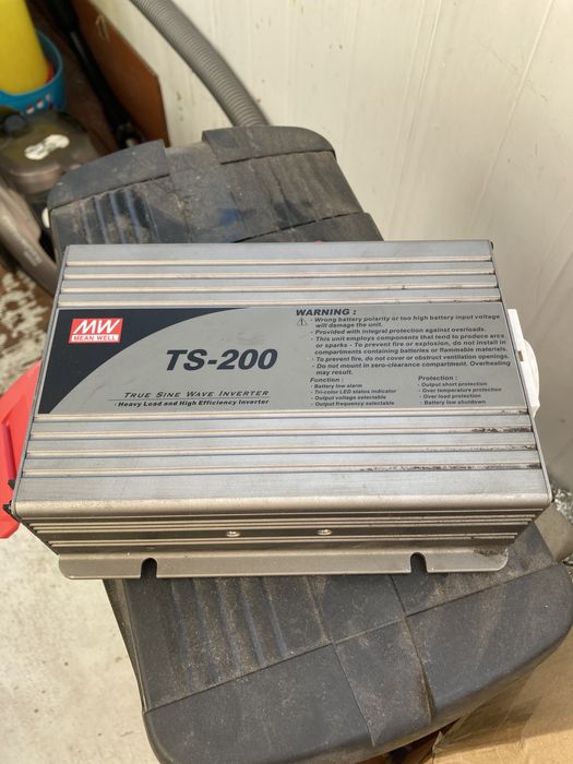 Mean Well преобразователь. Чистая синусоида!