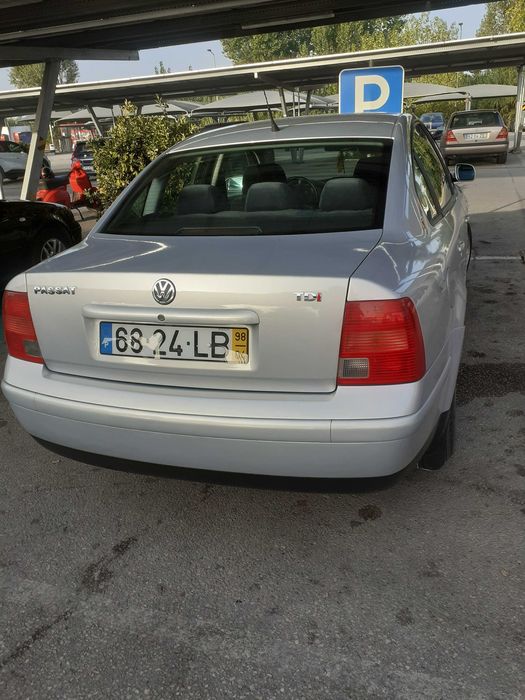 Vemdo passat w B5 como novo