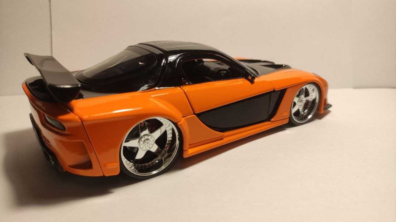 Модель авто Mazda RX-7 Veilside 1:24 Jada Toys Fast and Furious