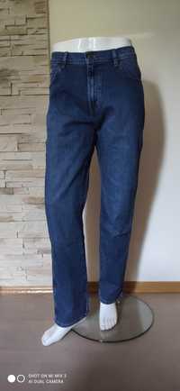 Wrangler Texas Straight The Moment męskie jeansy rozm 35/34