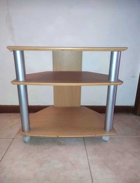 Mesa/Assento para televisão