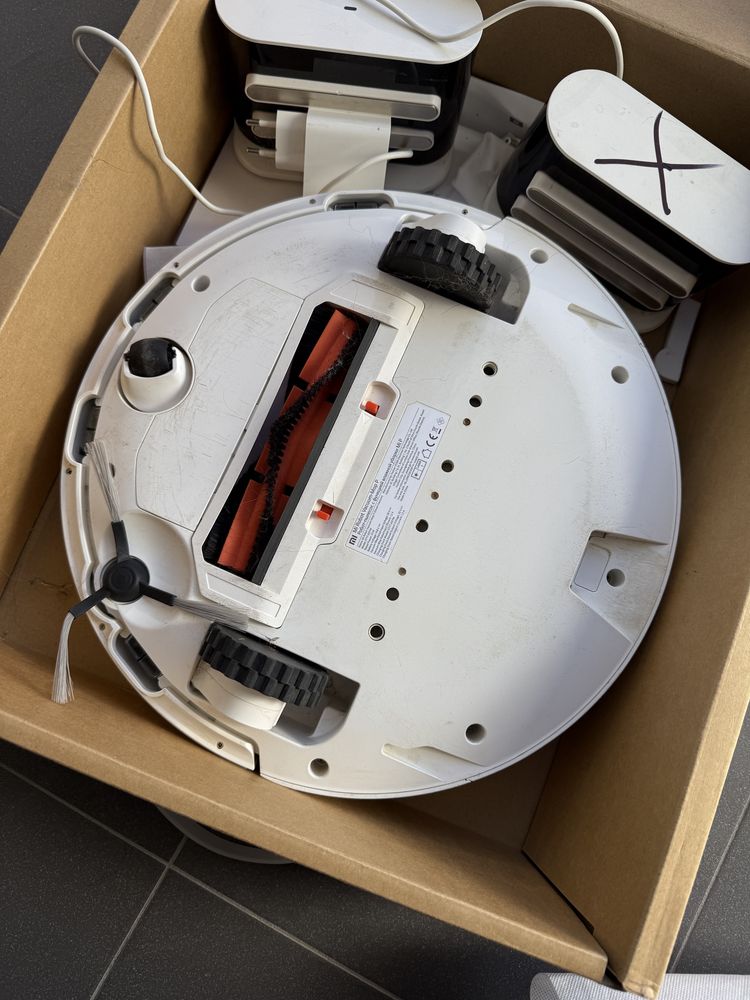 uszkodzony mi robot vacuum pro