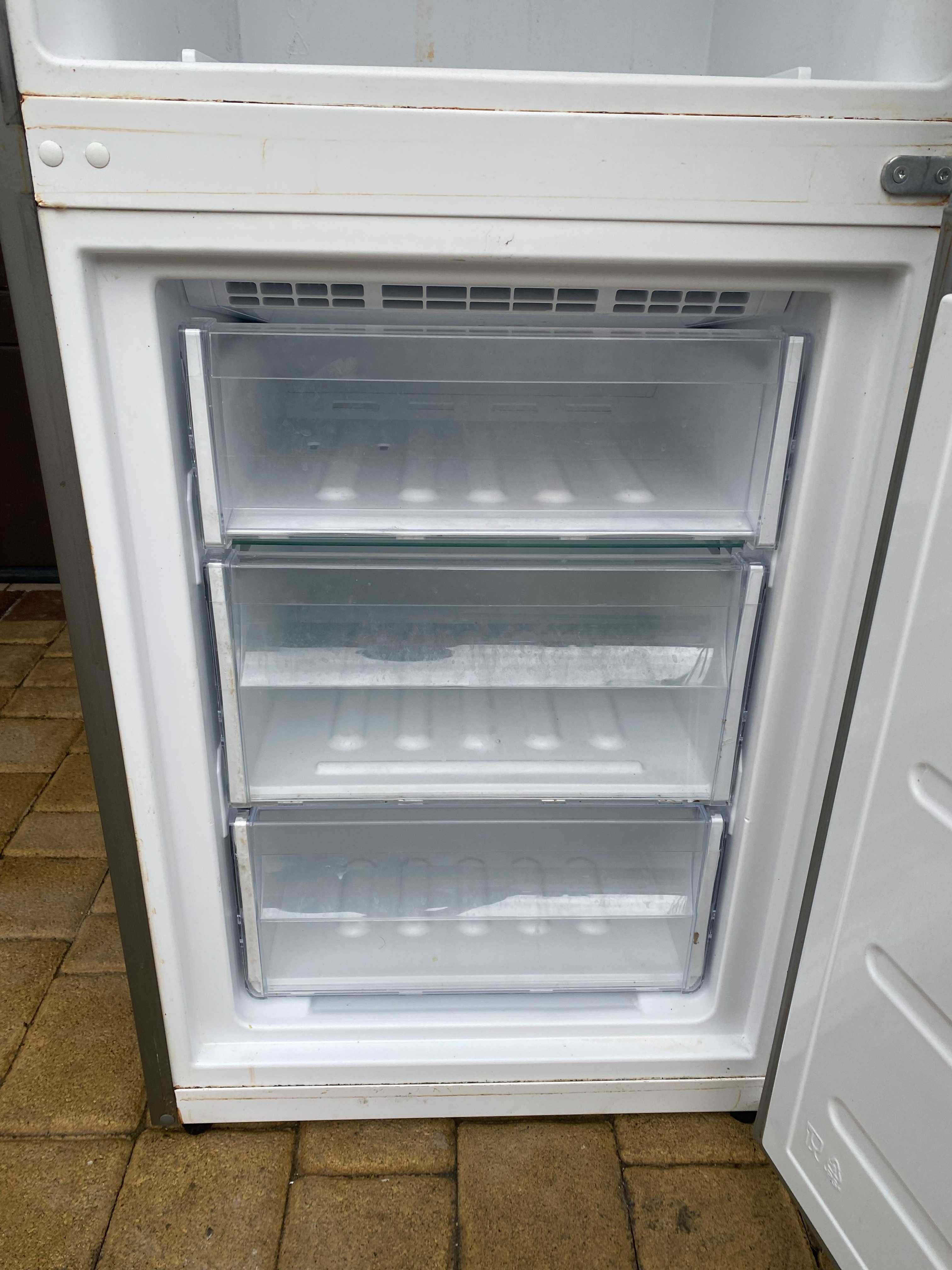 Półki do lodówki Indesit LI7 SN1E X