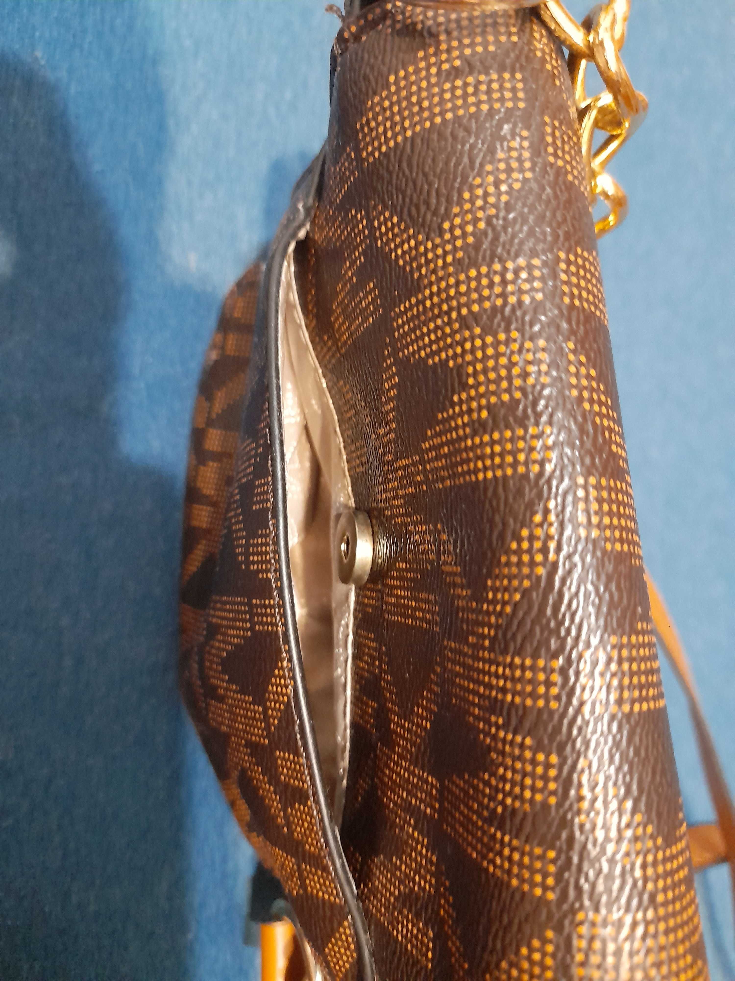 Malutka torebka Michael Kors