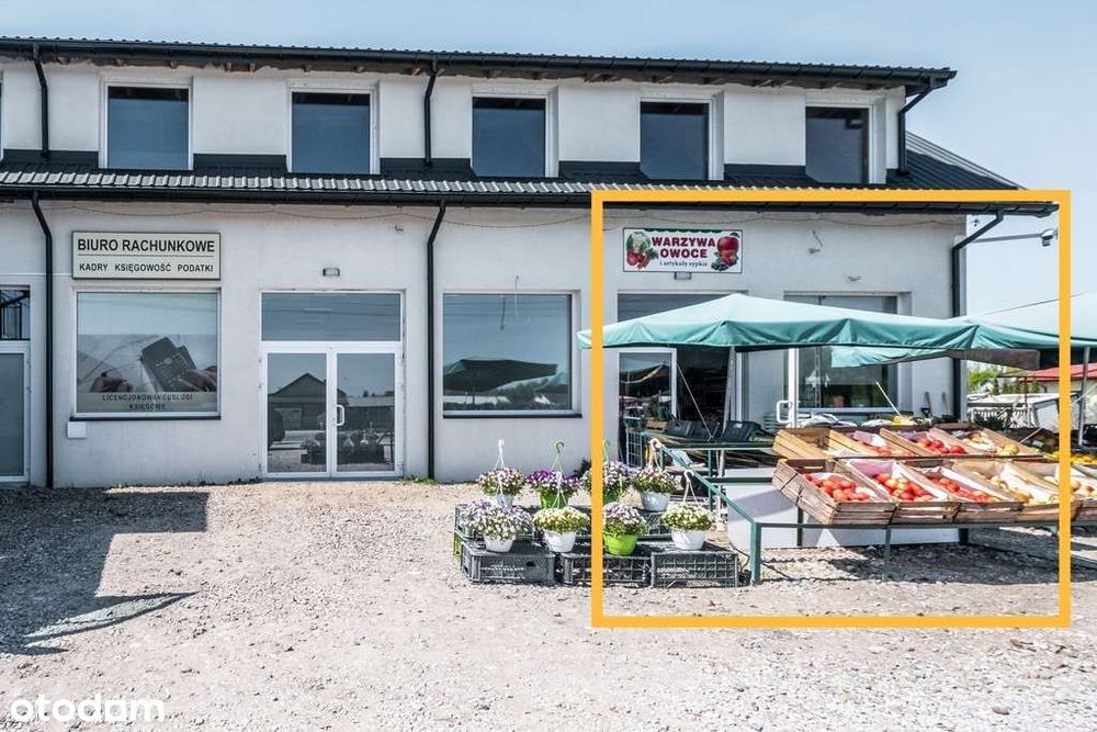 Lokal usługowy na parterze