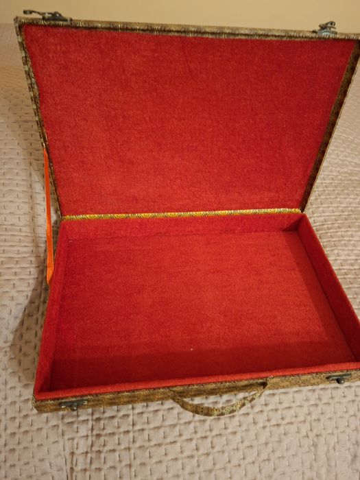 Ozdobne chińskie pudełko