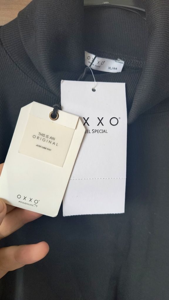Sweter damski golf czarny Oxxo nowy z metkami czarny 42 44 XL