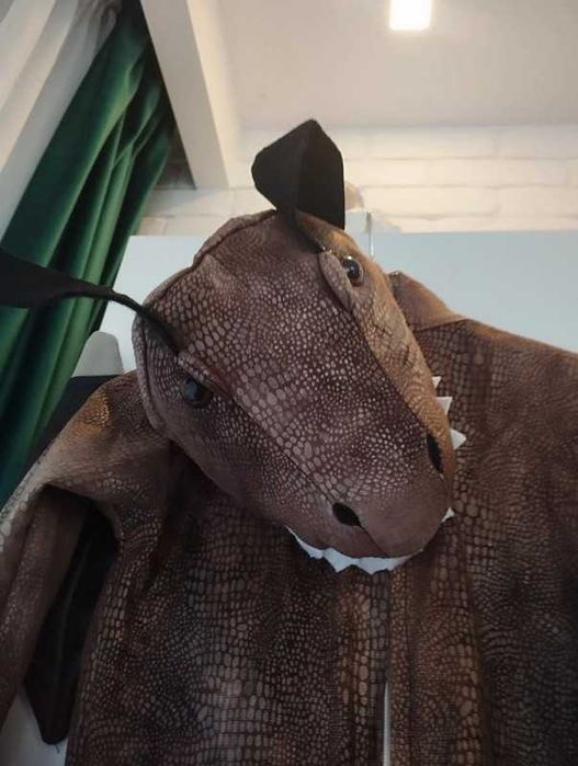 stroj smok dinozaur r 98/104 nowy skrzydla ogon zeby