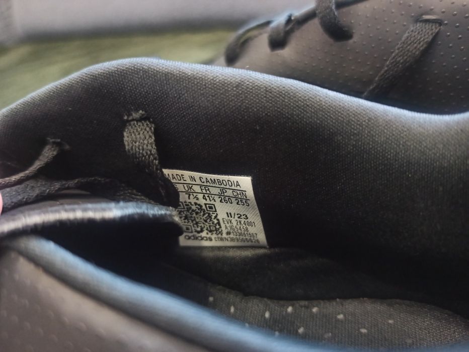 Adidas Predator 41 1/3 turfy